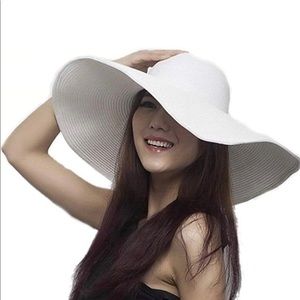 Women’s Wide Brim Derby Beach Hat White